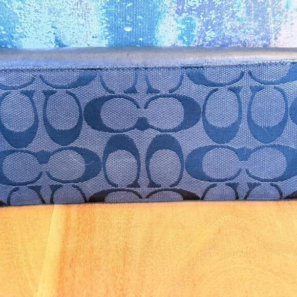 Coach Black Signature C Slim Ae 32 - Picture 5 of 8